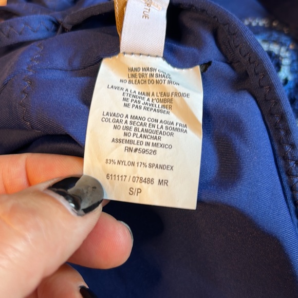 NWT Becca by Rebecca Virtue Tallulah Clare Plunge One Piece Swimsuit - Picture 9 of 9